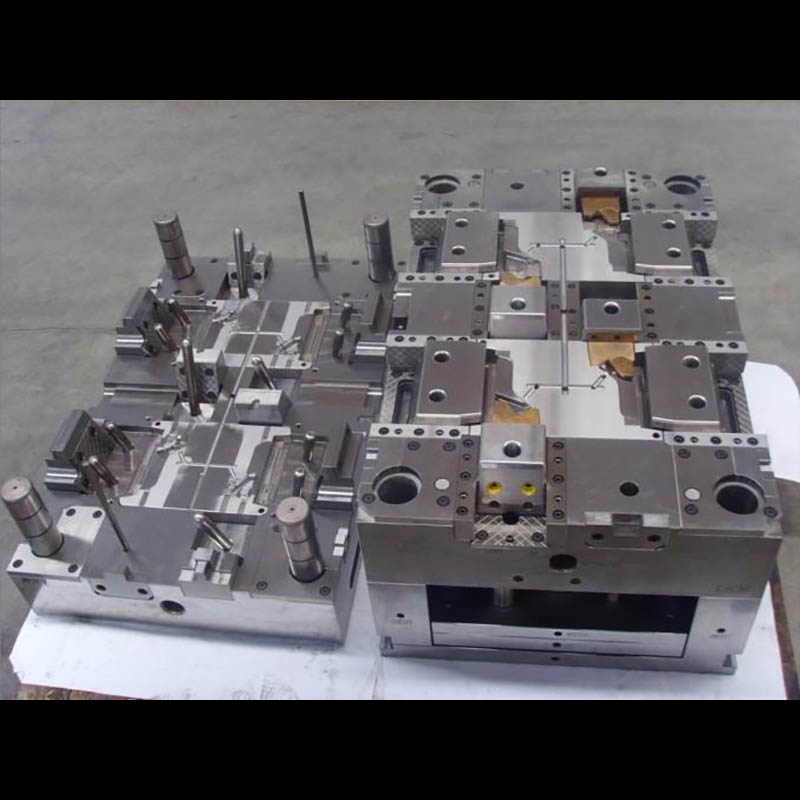 Plastic Power Strip Shell Injection Mold