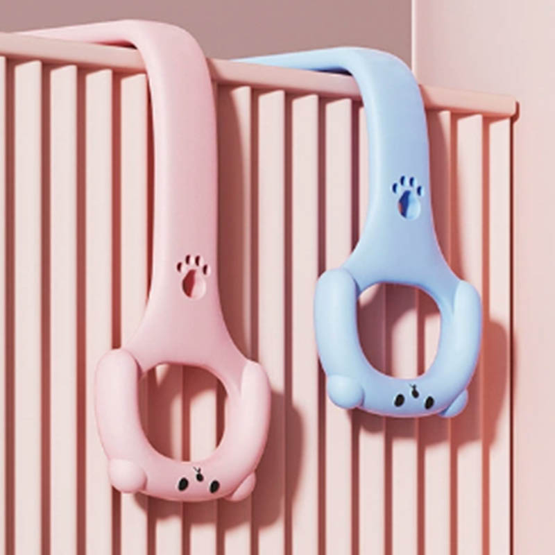 Fitness elastic band molding